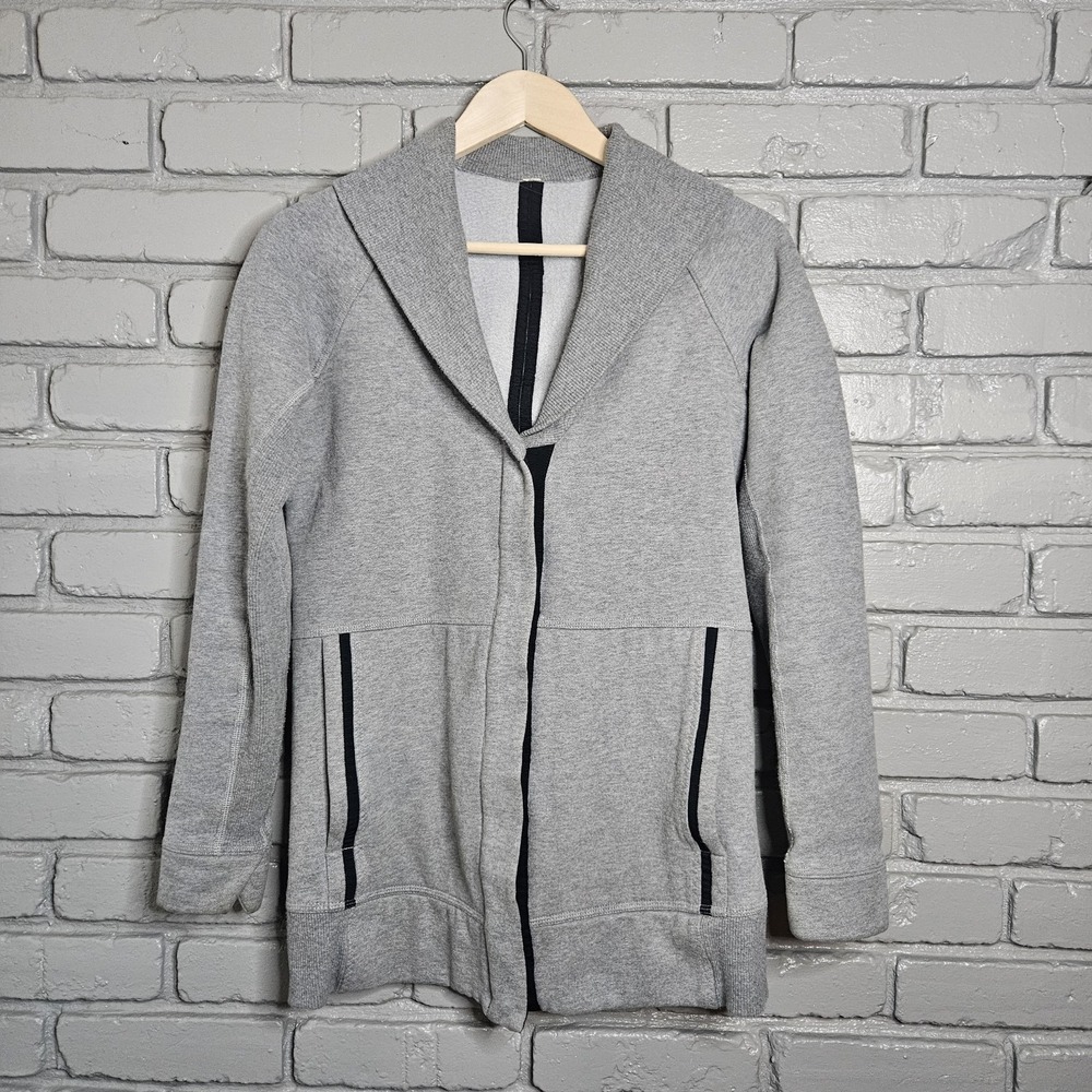 Lululemon Heather Grey Yin To My Yang Cardigan Fleece Jacket Size 2